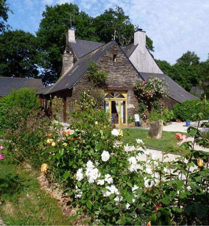 Chambre D'Hotes Saint Jacob Relais De Chasse Du XVIII Siecle Les Fougerêts エクステリア 写真